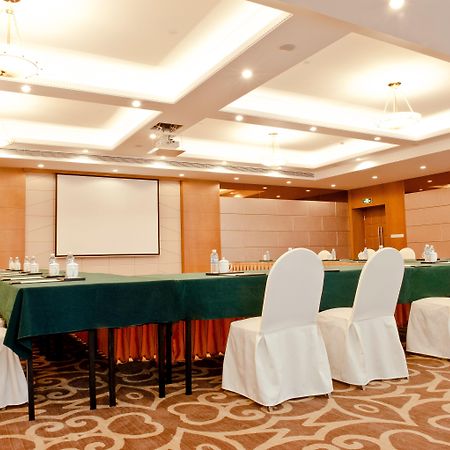 Holiday Inn Shanghai Pudong By Ihg Экстерьер фото