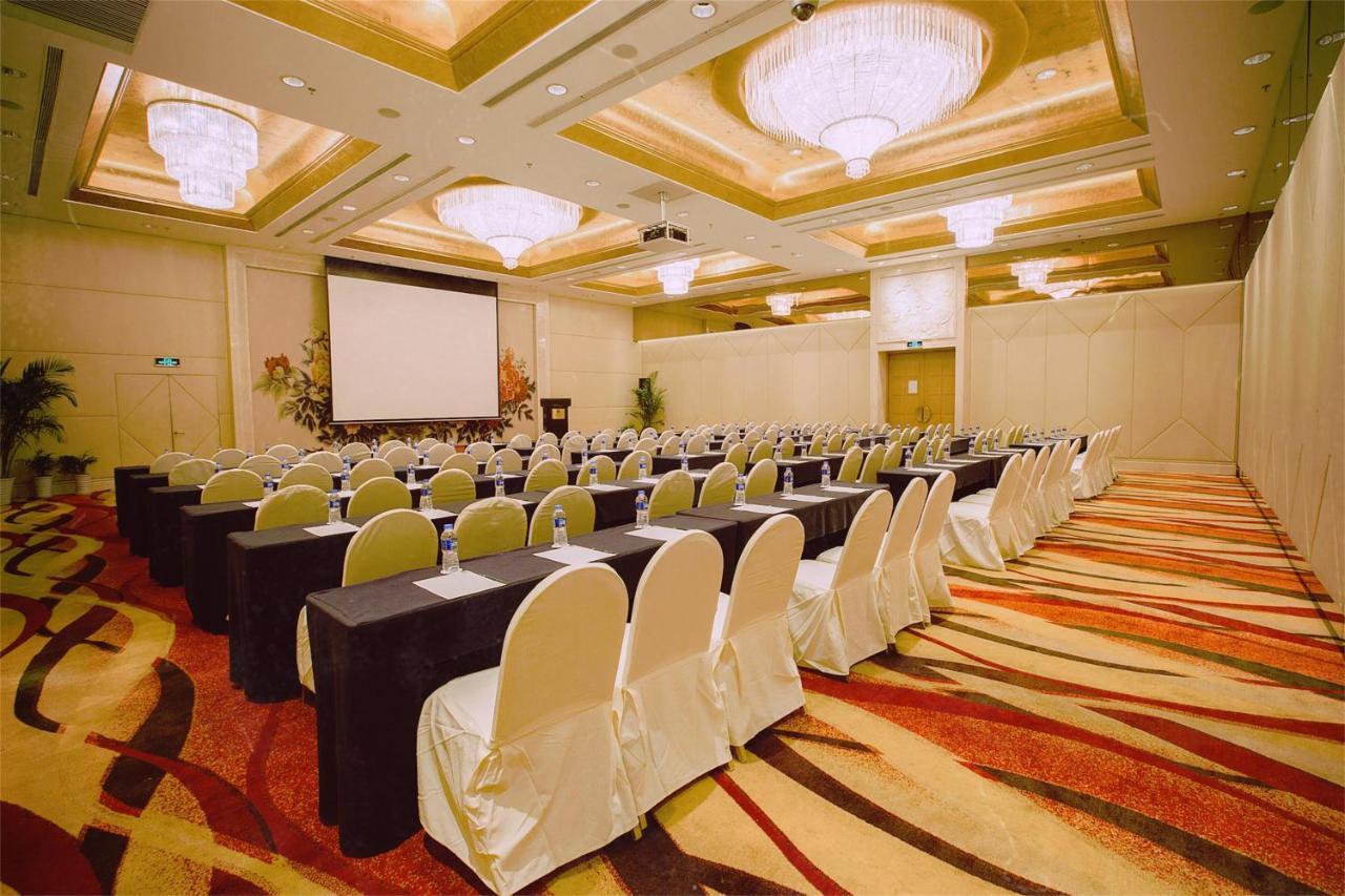 Holiday Inn Shanghai Pudong By Ihg Экстерьер фото