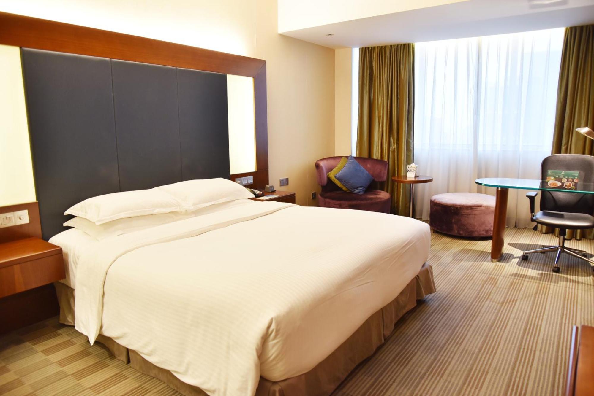 Holiday Inn Shanghai Pudong By Ihg Экстерьер фото
